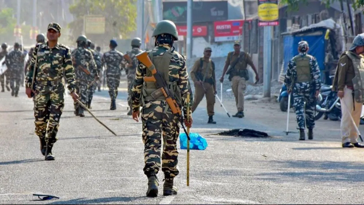 Curfew To Be Lifted In Guwahati On Tuesday, Broadband Net Also To Be Back