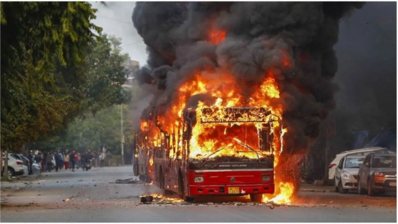 Jamia Violence: Delhi Police Arrests 10 People With 'Criminal Background', No University Student Held 