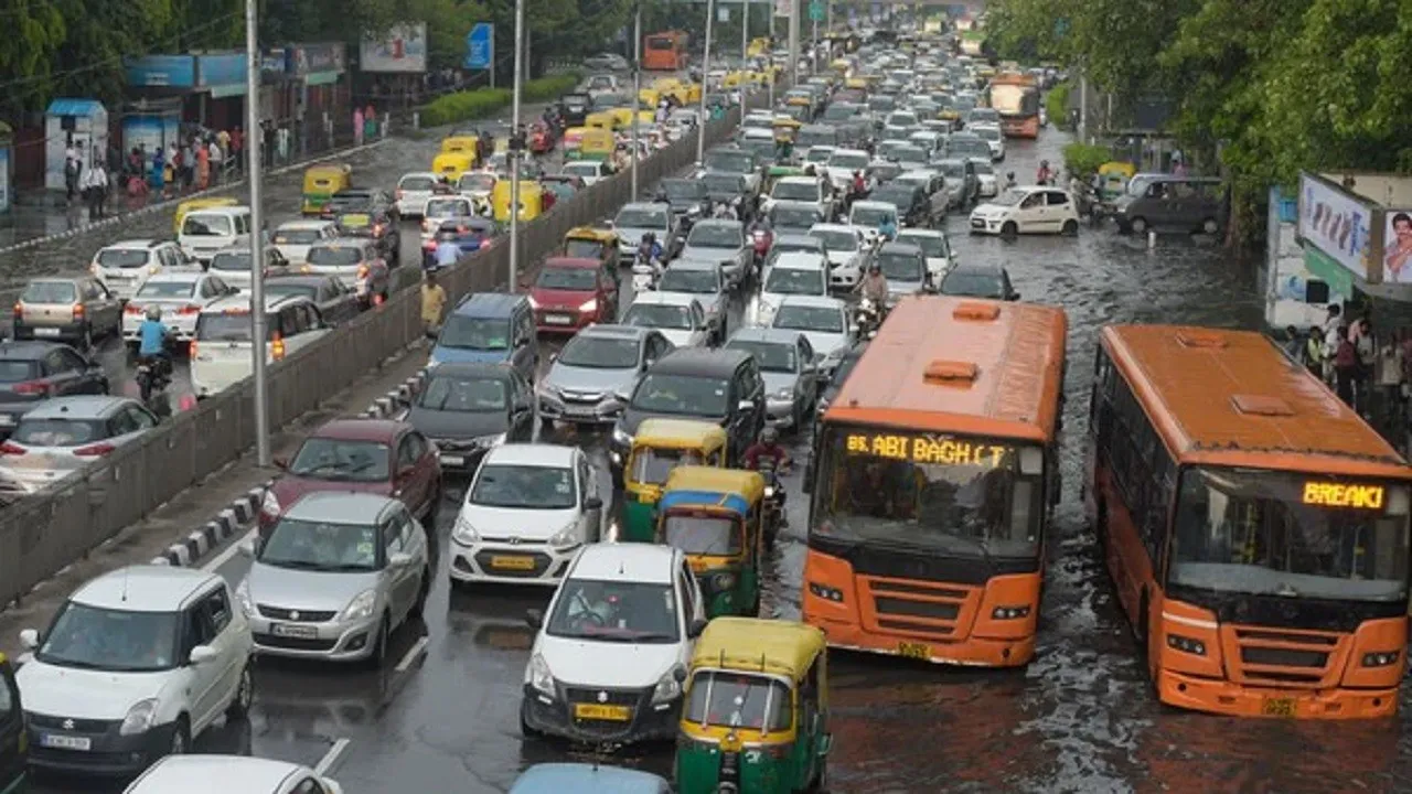CAA Protest: Okhla Underpass And Portion Of Mathura Road Closed For Traffic