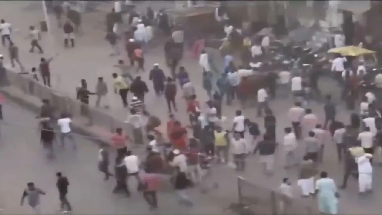 Citizenship Act: Protesters-Police Clash In Ahmedabad's Shah Alam Area After Stone-Pelting Incidents