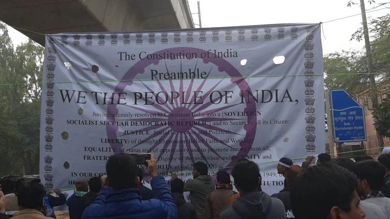 Citizenship Act: Jamia Millia Islamia Students Stage Fresh Protest Outside University Campus