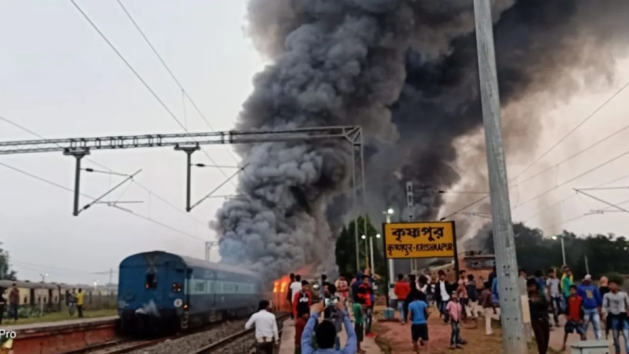 5 Held For 'Recreating' Attack On Railway Tracks In West Bengal