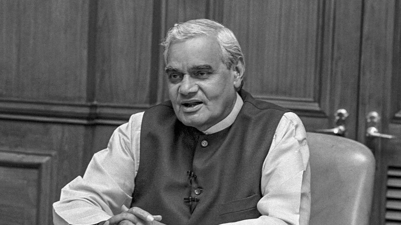 Atal Bihari Vajpayee Birth Anniversary: 10 Memorable Quotes By The Former PM 