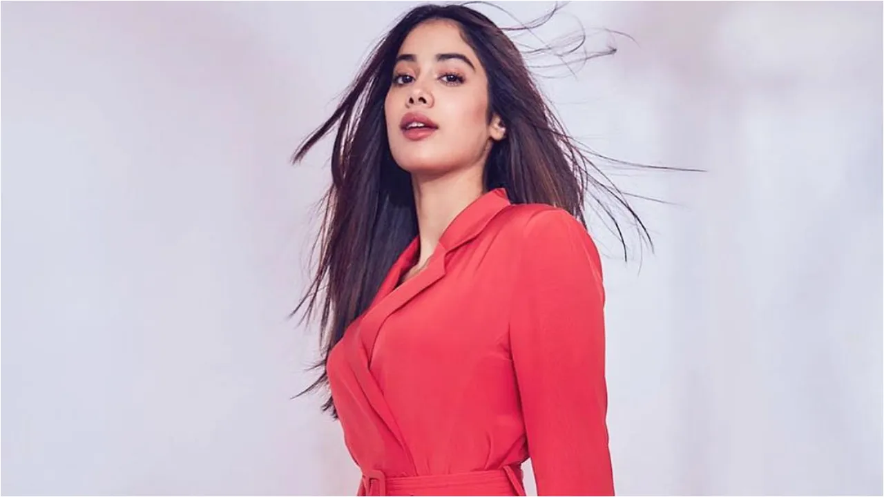 Janhvi Kapoor Looks Smoking HOT In Red Blazer Dress And Itâ€™s Insanely Expensive