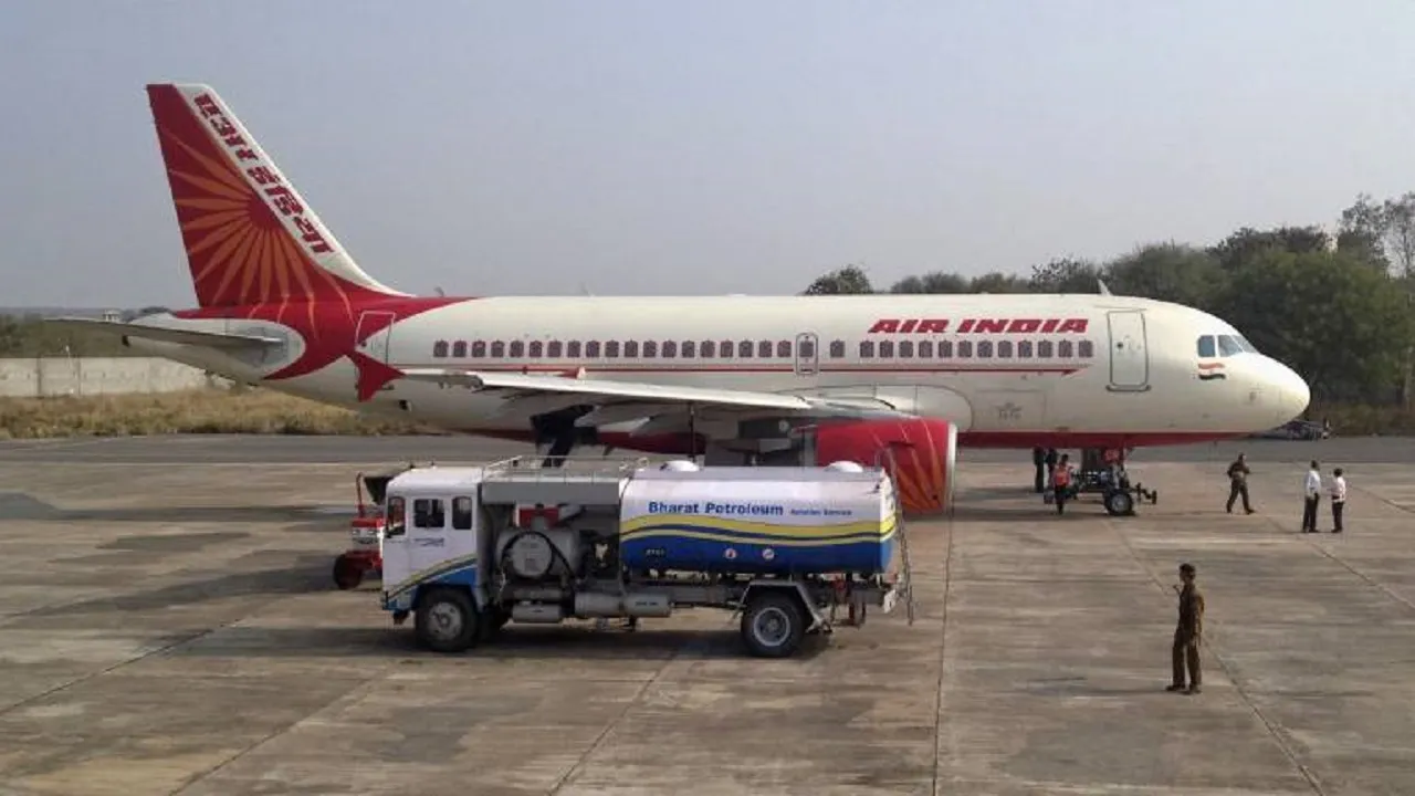Passengers Allegedly Manhandle Air India Cabin Crew, Threaten To Break Cockpit Door On Delhi-Mumbai Flight