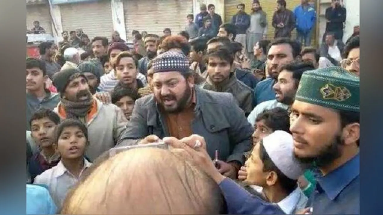 Harbhajan Singh Urges Pakistan PM Imran Khan To Take Action Over Nankana Sahib Gurdwara Stone-Pelting