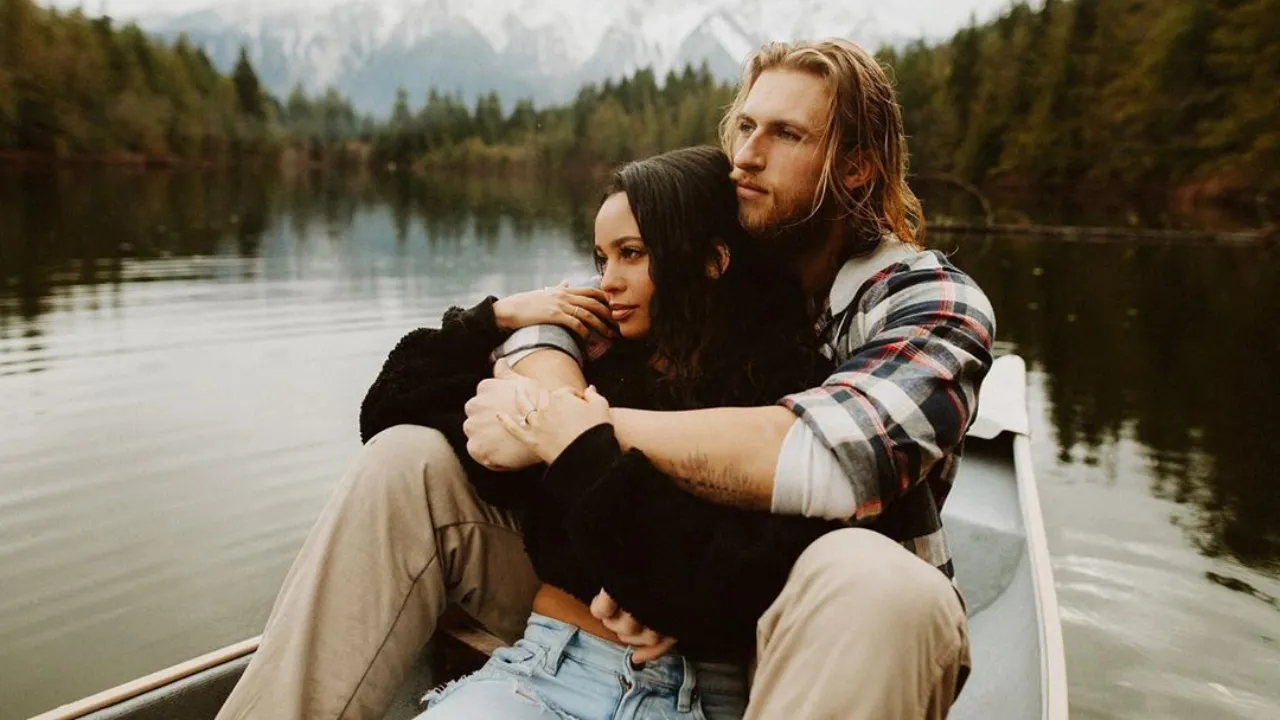 Riverdale Actor Vanessa Morgan Marries Michael Kopech In Florida