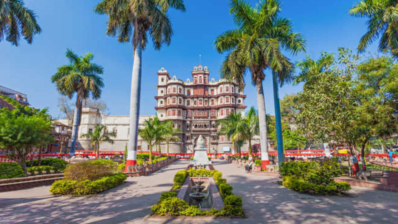 'Cleanest City' Indore Earns Rs 4 Crore Annually Through Waste