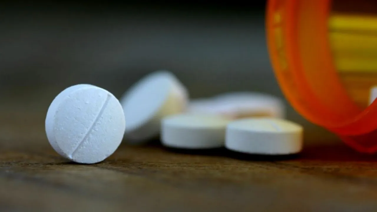 Aspirin May Reduce Bowel Cancer Risk, Claims Study