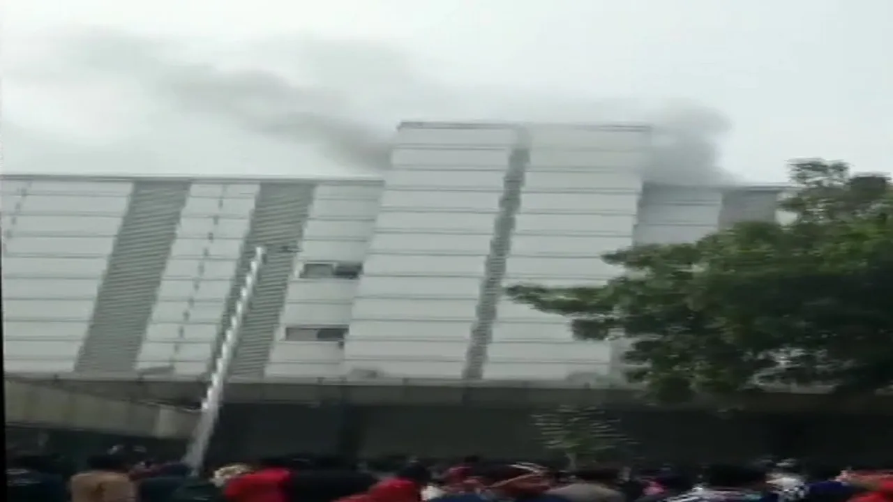 Fire Breaks Out At ESIC Hospital In Noidaâ€™s Sector-24, Patients Evacuated