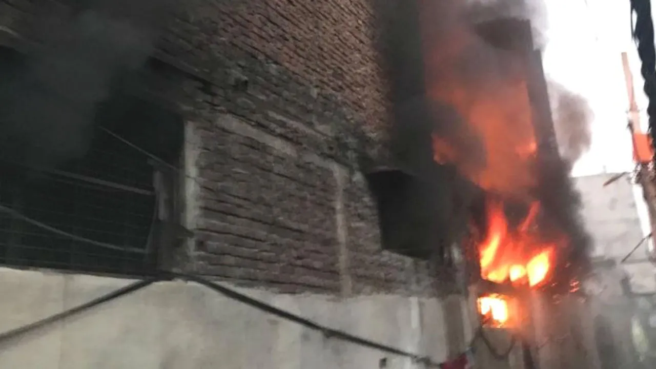 Delhi: Fire Breaks Out At Shoe Factory In Mayapuri Phase-II, 20 Fire Tenders On Spot 