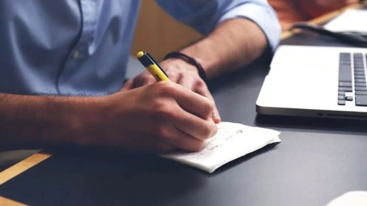 Attention! 'Fake It Until You Make It' Attitude May Backfire At Work