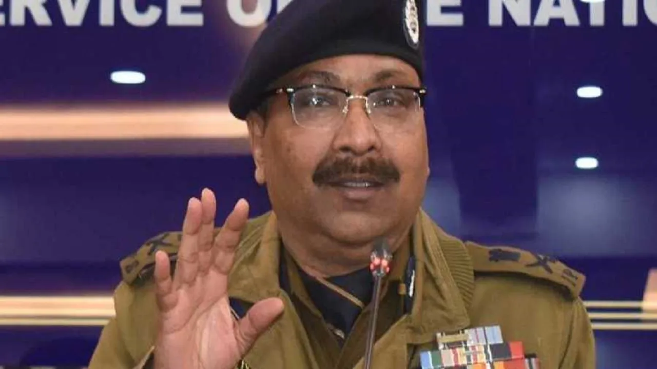 J-K DGP Dilbagh Singh Supports Establishment Of De-Radicalisation Centres