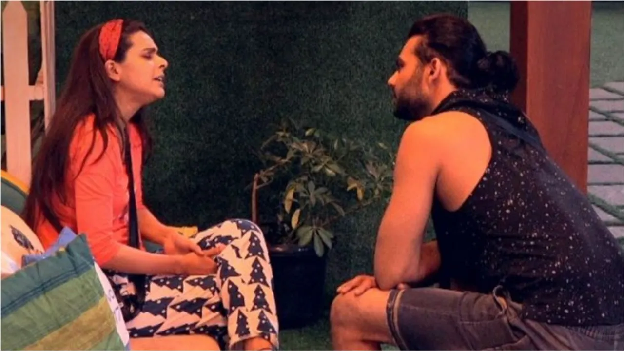 Bigg Boss 13: Vishal Has Hit Me In The Past When We Were Dating Each Other, Says Madhurima Tuli