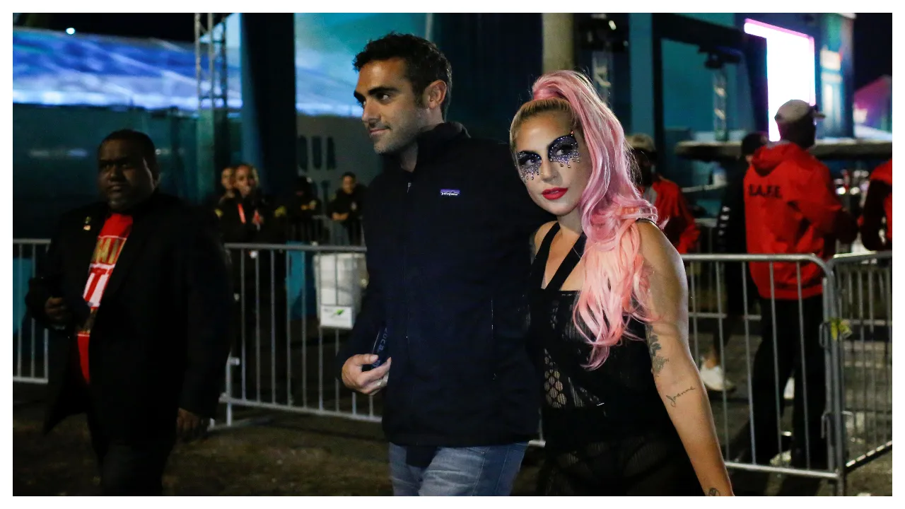 Lady Gagaâ€™s Attends Super Bowl With Boyfriend