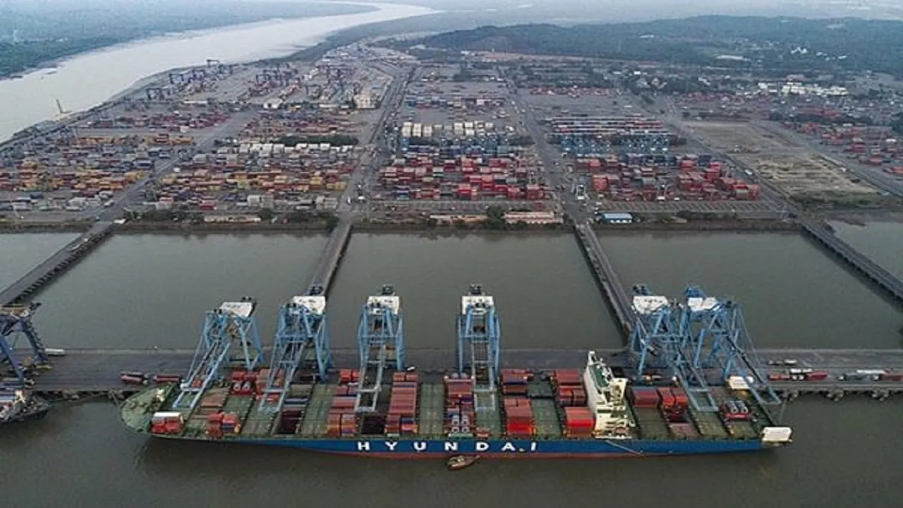 mumbai port