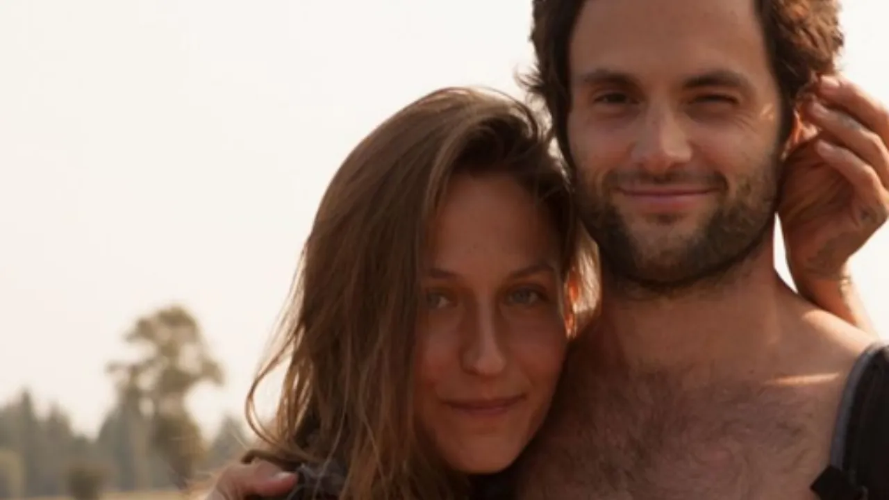 Penn Badgley and Domino Kirke