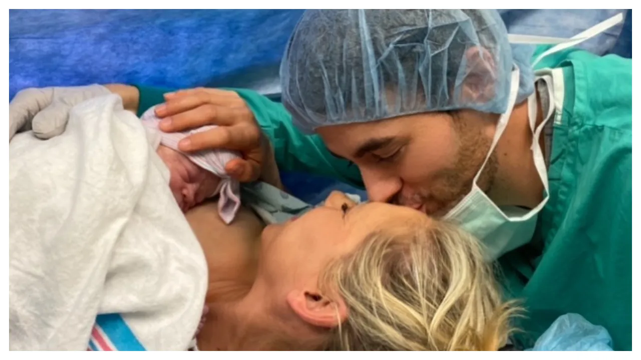 Enrique Iglesias And Anna Kournikova