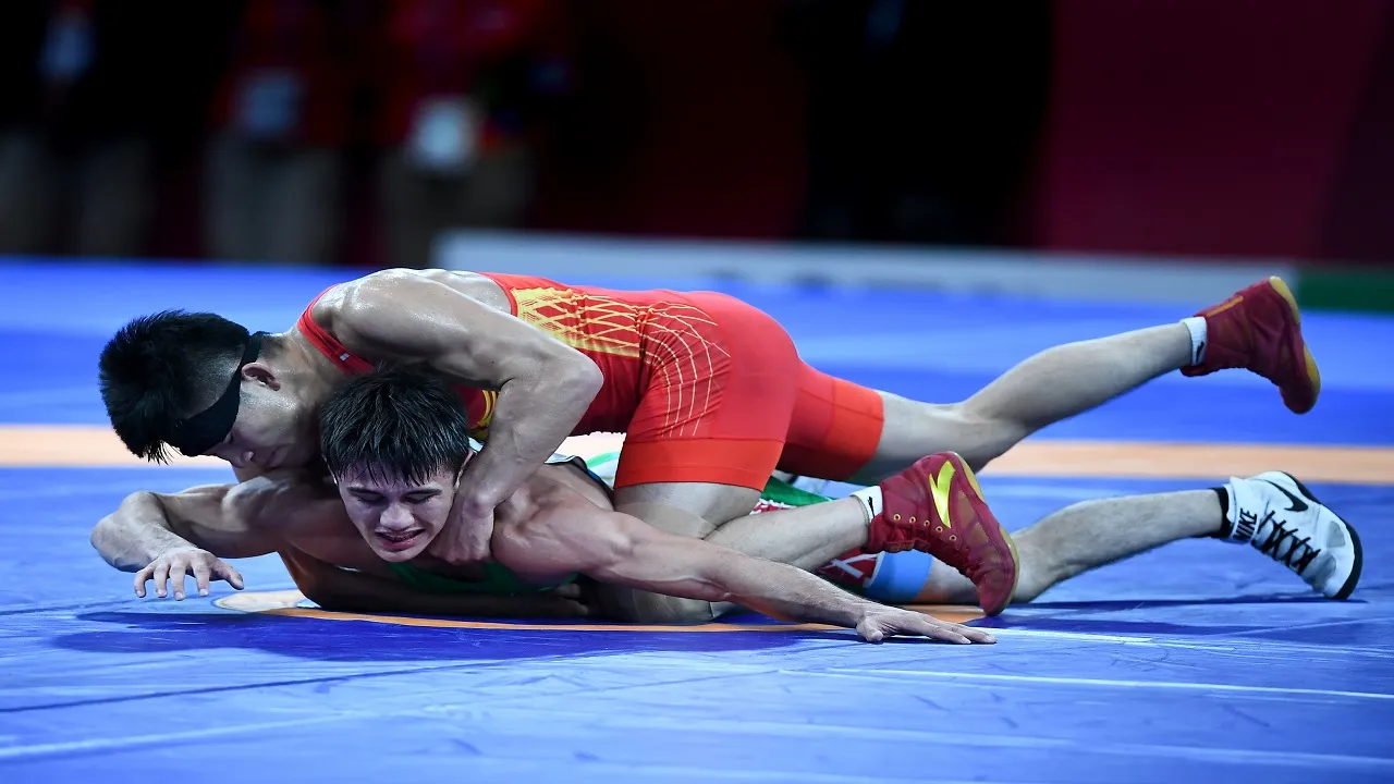Wrestling Coronavirus