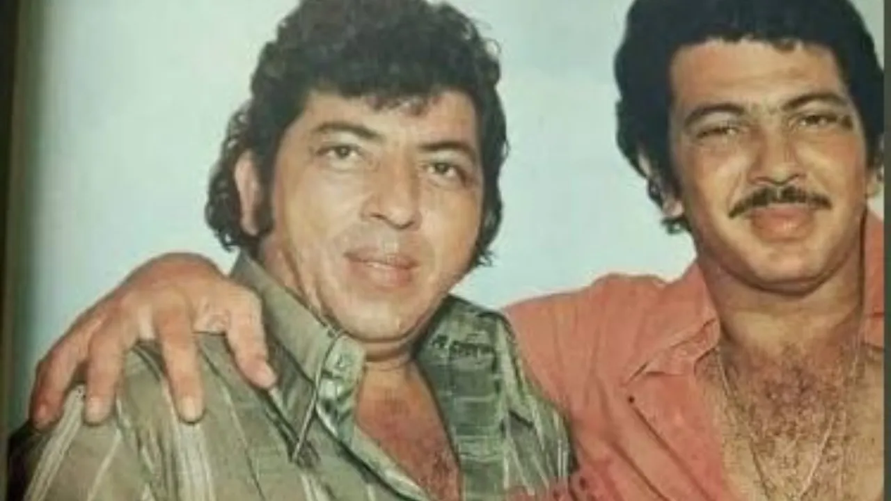 Imtiaz Khan and Amjad Khan  1