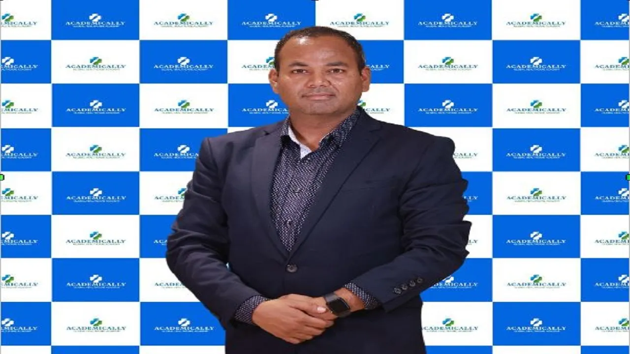 Dr Akram Ahmad