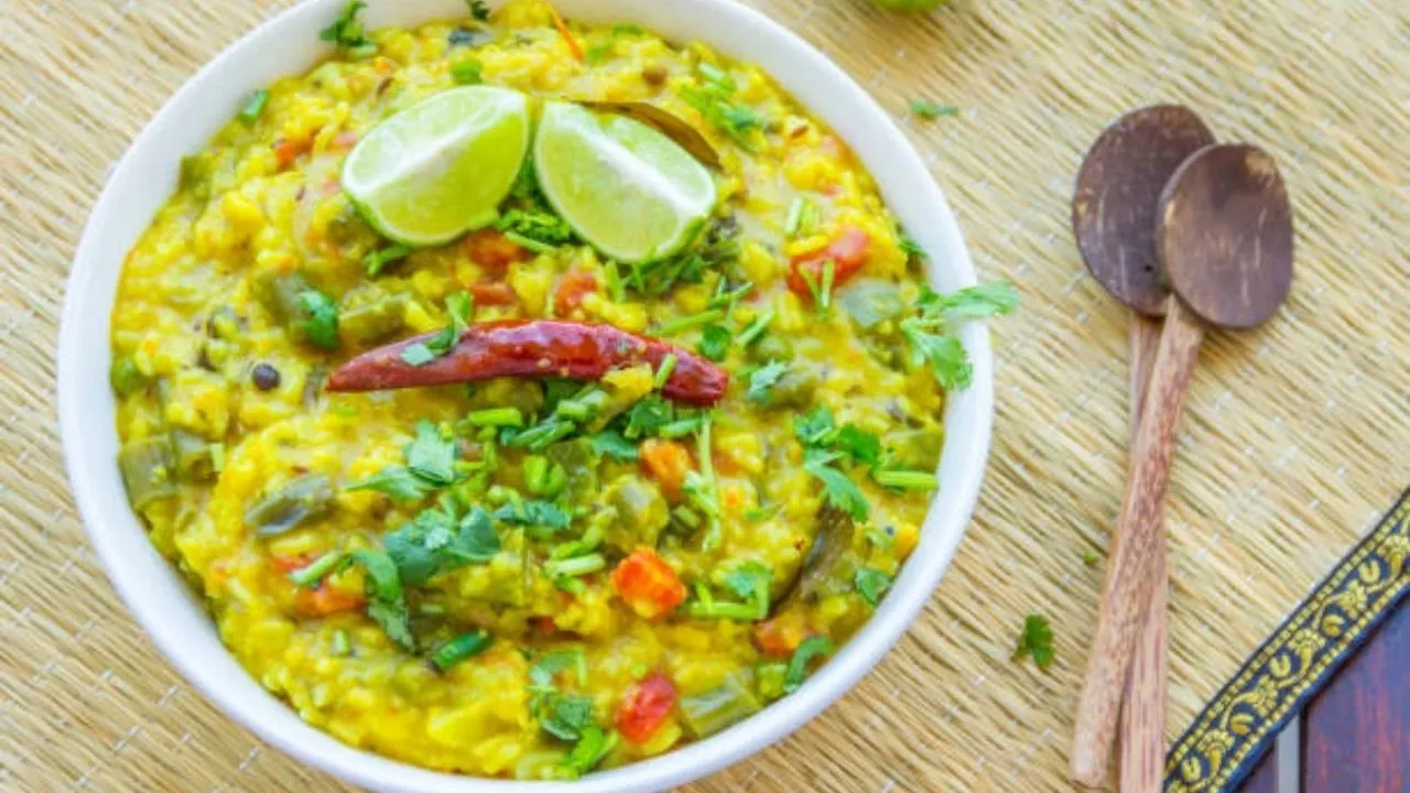दाल की खिचड़ी 