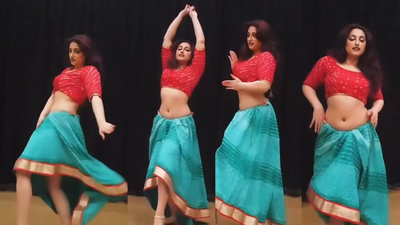 GIRL VIRAL DANCE VIDEO