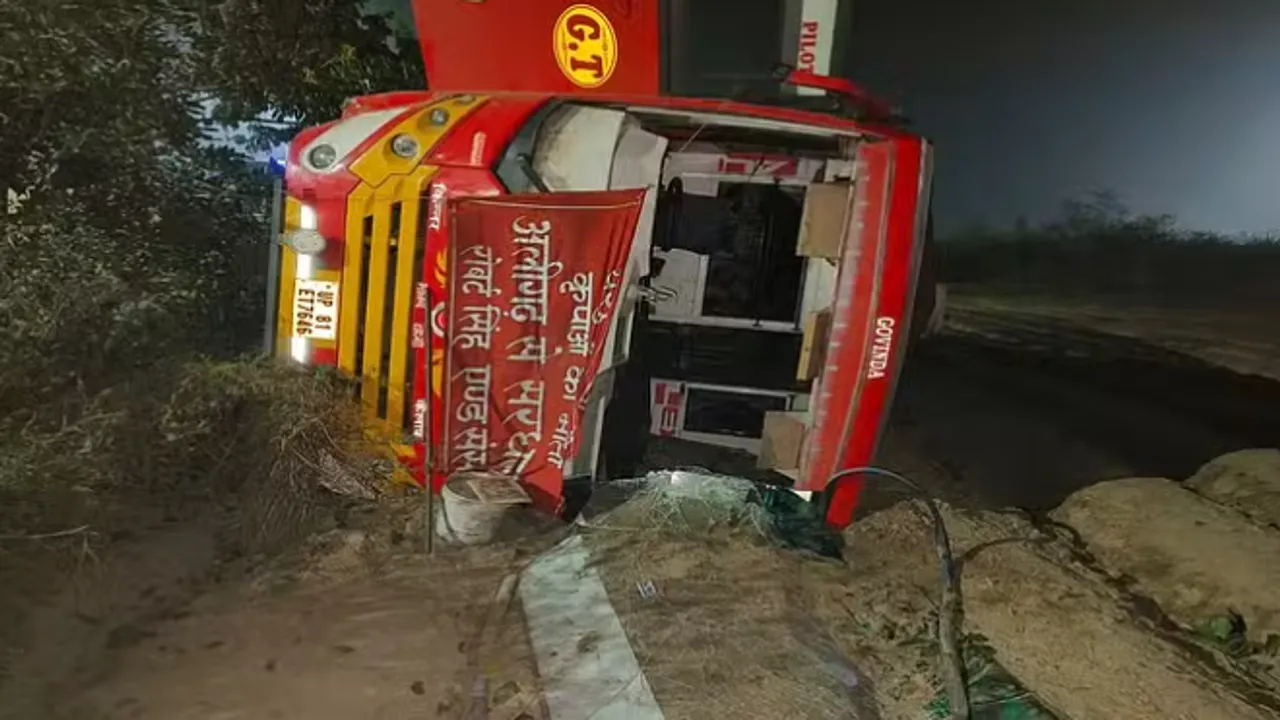 Bus accident in meerut
