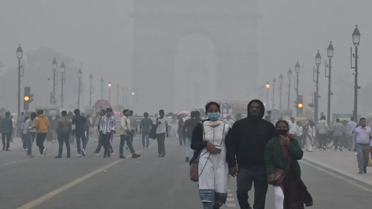 delhi air pollution 18 november