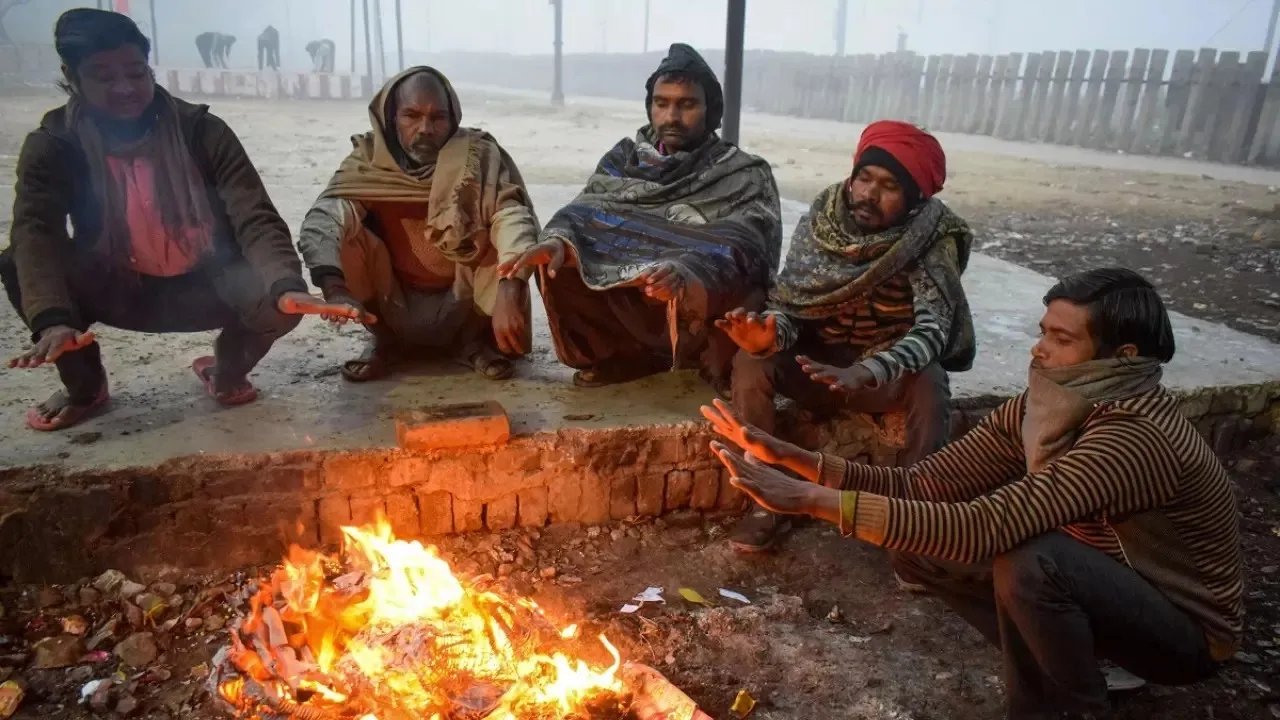 Deep Fog and Cold Alert In UP MP Rajasthan Weather News Update in hindi