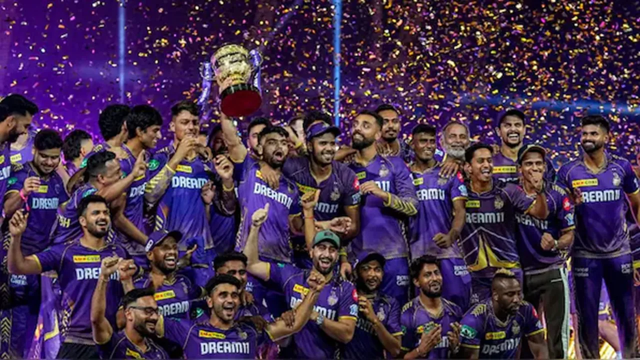 Kolkata-Knight-Riders-trophy