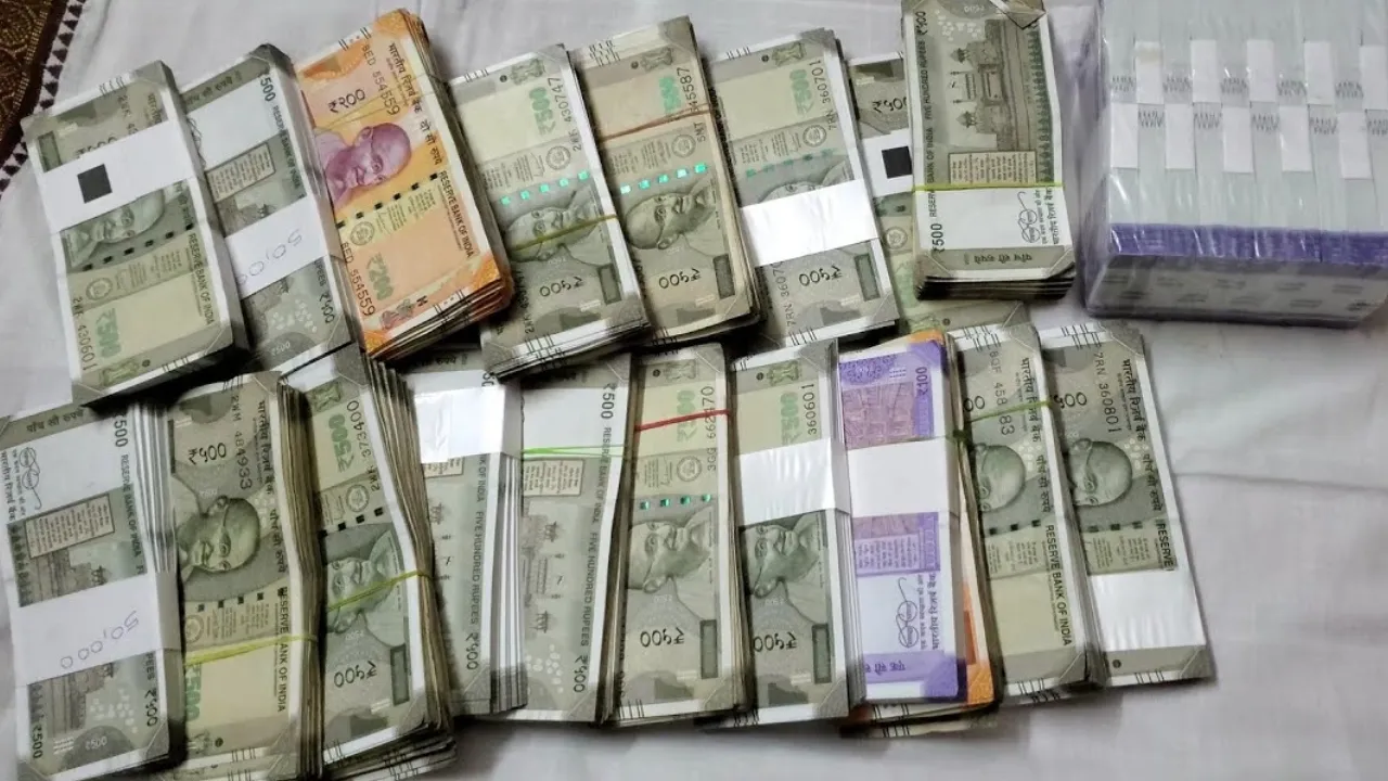 Cash File