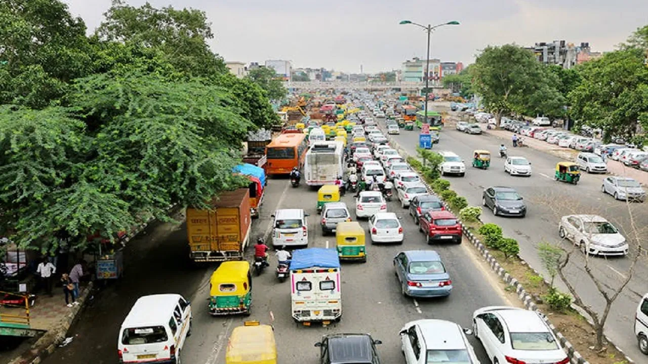 Noida Traffice