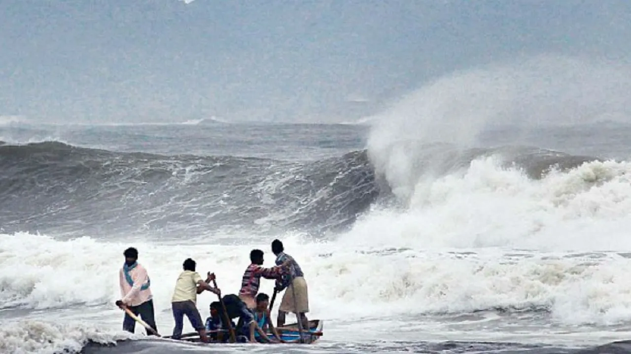 Cyclone Fengal in Tamil Nadu