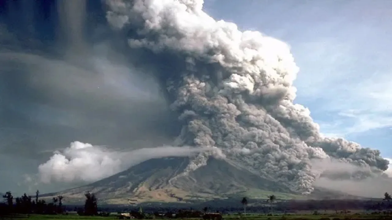 Philippines Volcano Eruption