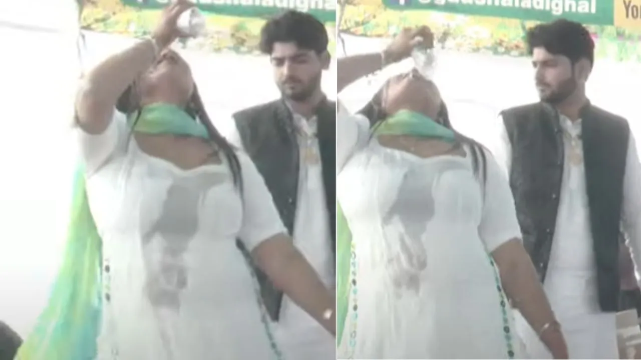  एकता आर्य 