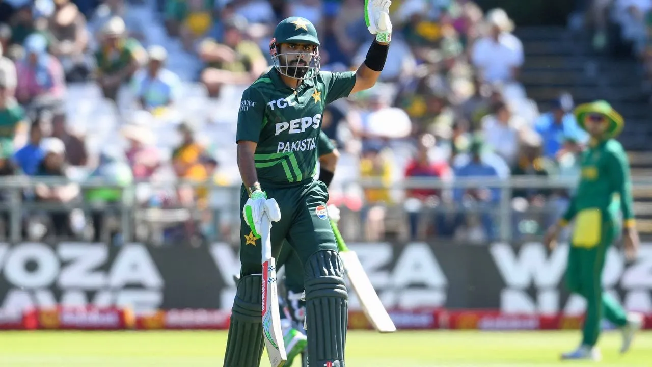 SA vs PAK: लंबे समय बाद गरजा बाबर आजम का बल्ला, साउथ अफ्रीका के खिलाफ दूसरे वनडे में खेली धाकड़ पारी 