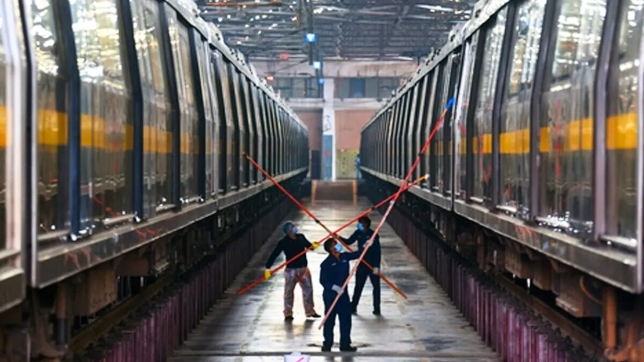 metro train   