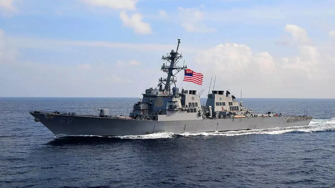US Navy Ship in Red Sea