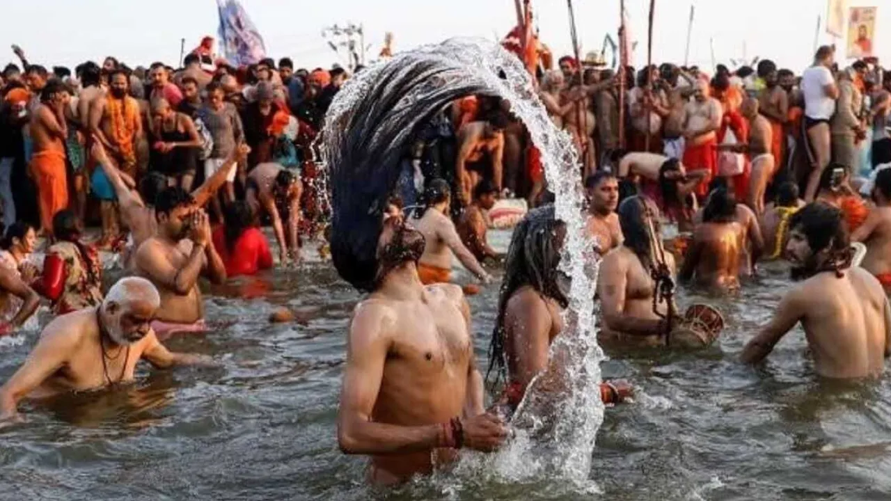 Register yourself before Mahakumbh Shahi Snan 2025