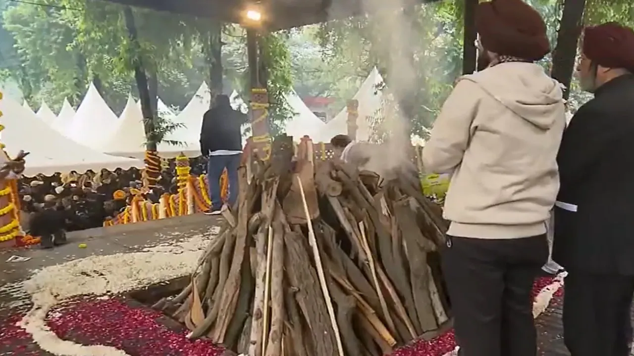 Former PM Manmohan singh Last Rites1