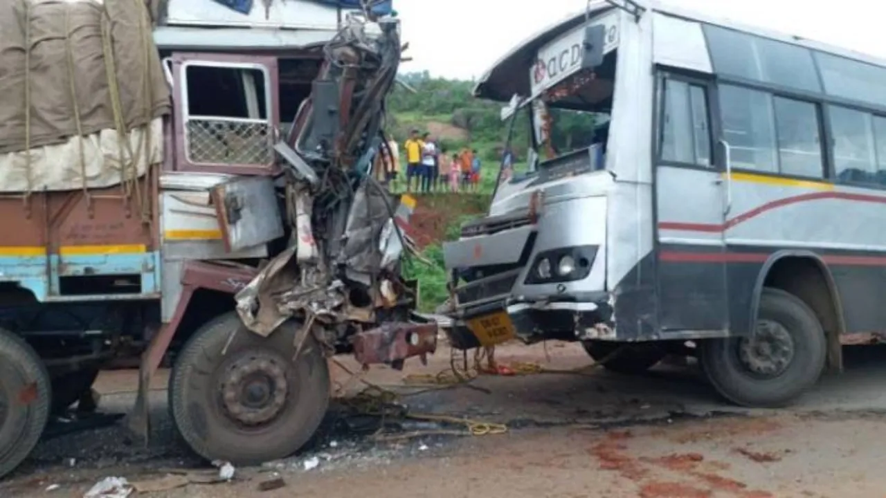 Gujarat bus and tanker collusion
