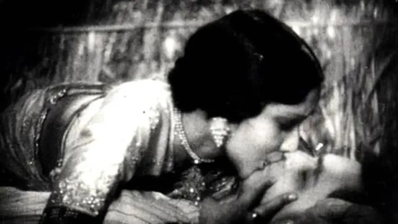 bollywood kiss