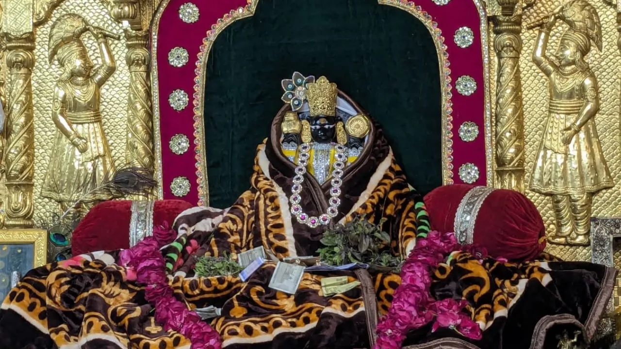 Sanwariya Seth Mandir Daan more then 23 Crores and 1.26 kg gold and 89 kg Silver