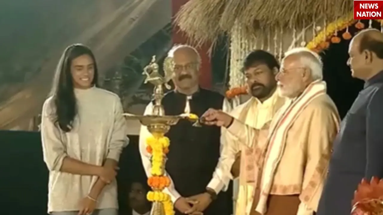 PM मोदी