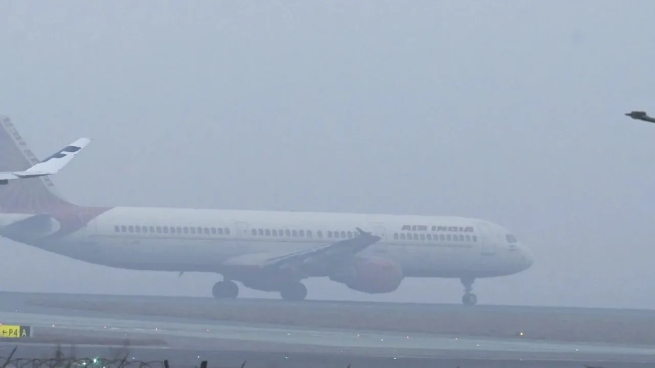 Flight delayed at delhi airport