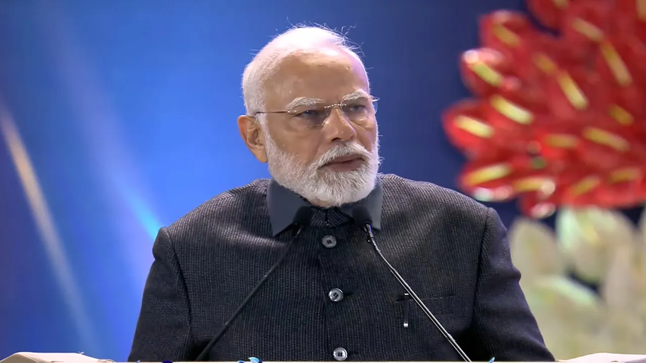 PM Modi inaugurates Bharat Mobility 2025 17 January