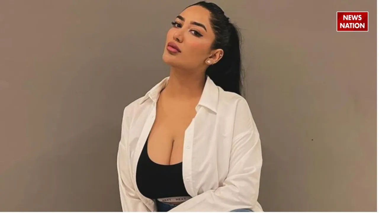 mathira khan personal video
