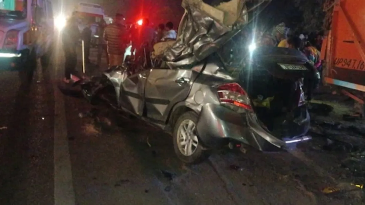 Jhansi road accident