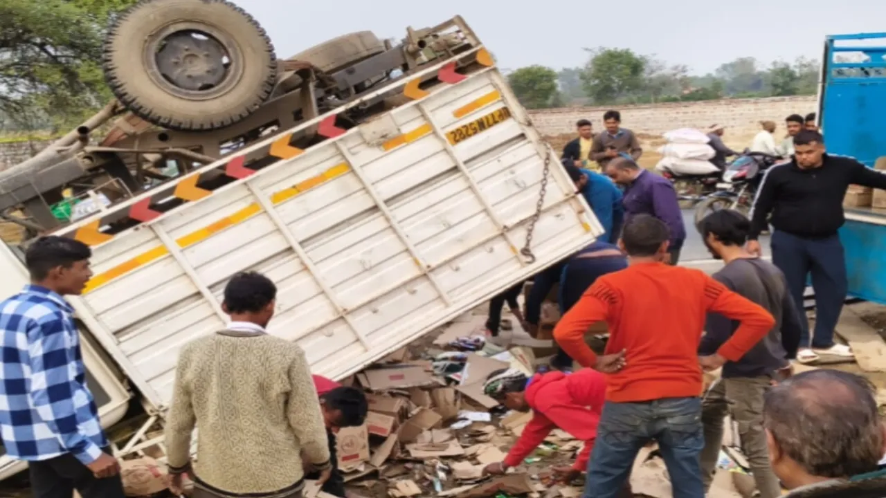 liquor pickup overturned